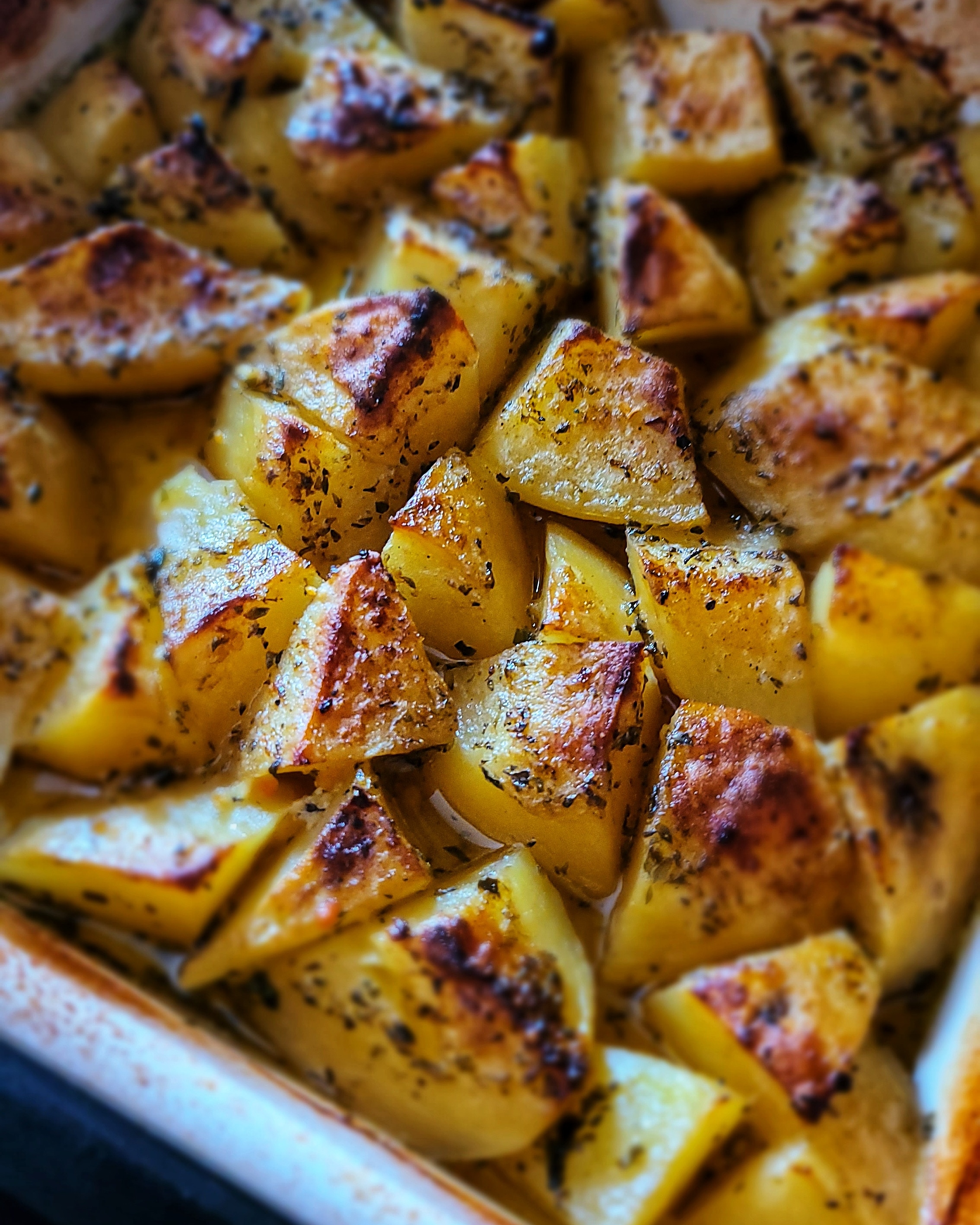 Greek Roasted Potatoes | Kalofagas.ca