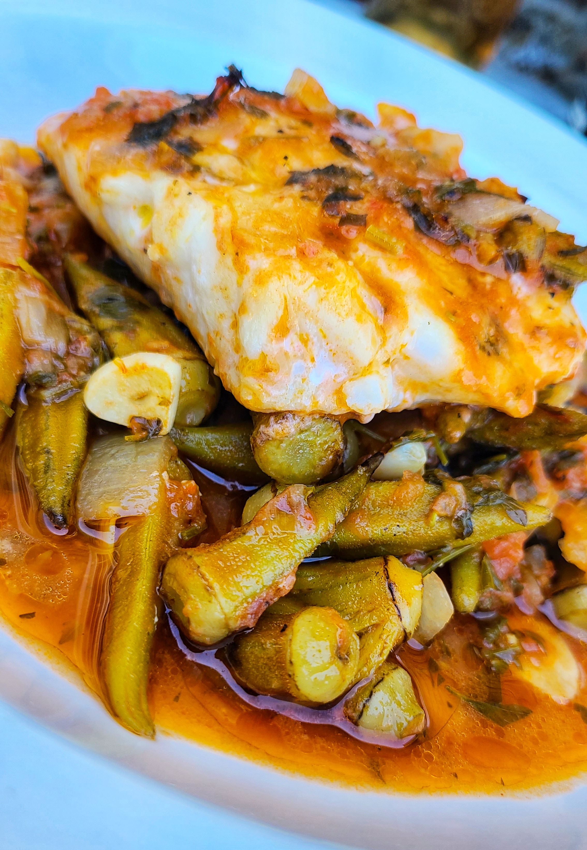 Baked okra with cod Kalofagas.ca
