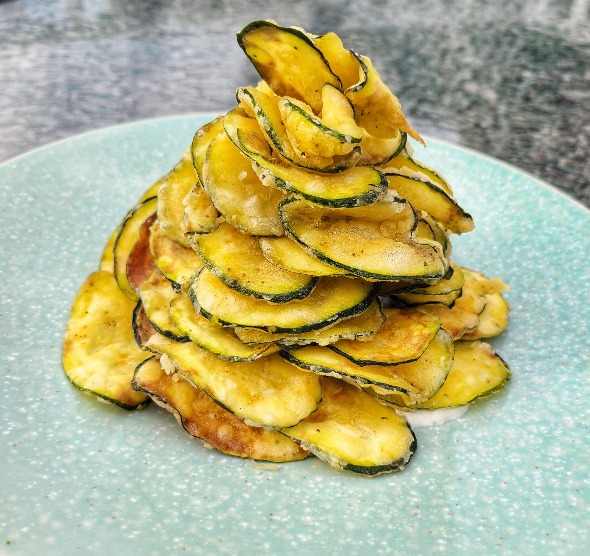Fried Zucchini Tower With Tzatziki Kalofagas.ca